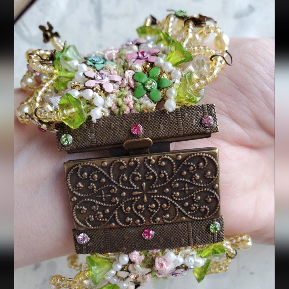 Vintage Estate Michal Negrin Floral Fabric Bracelet Victorian - Picture 3 of 16